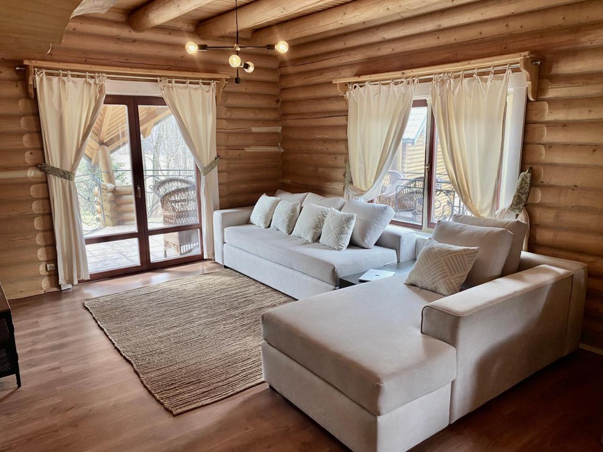 Chalet Four Seasons Villa Tatariv Buitenkant foto