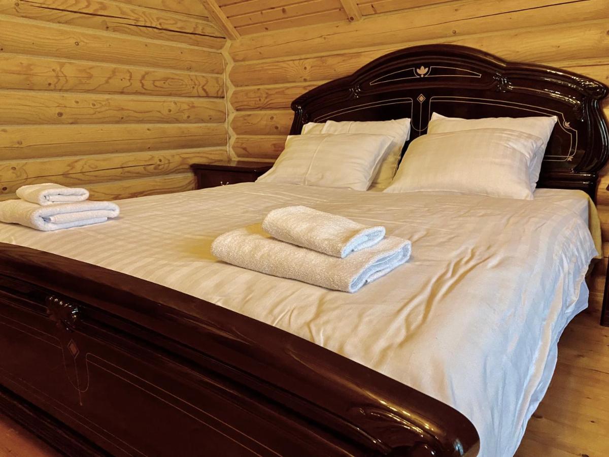 Chalet Four Seasons Villa Tatariv Buitenkant foto